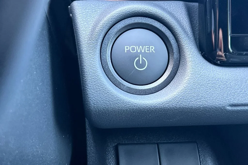 New 2026 Wind Chill Pearl Toyota XLE image 22
