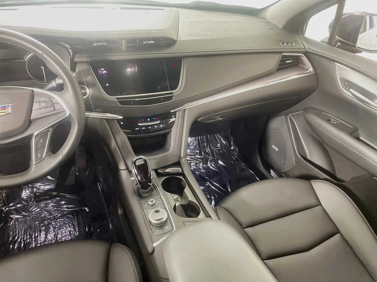 Used 2024 Stellar Black Metallic Cadillac FWD Luxury image 22