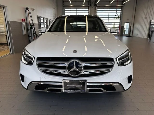 Certified Used 2022  Mercedes-Benz GLC 300 image 2