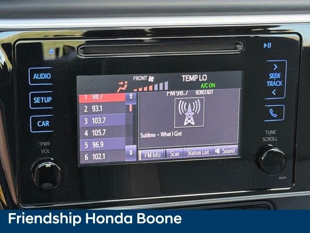 Used 2018 Silver Toyota LE image 22