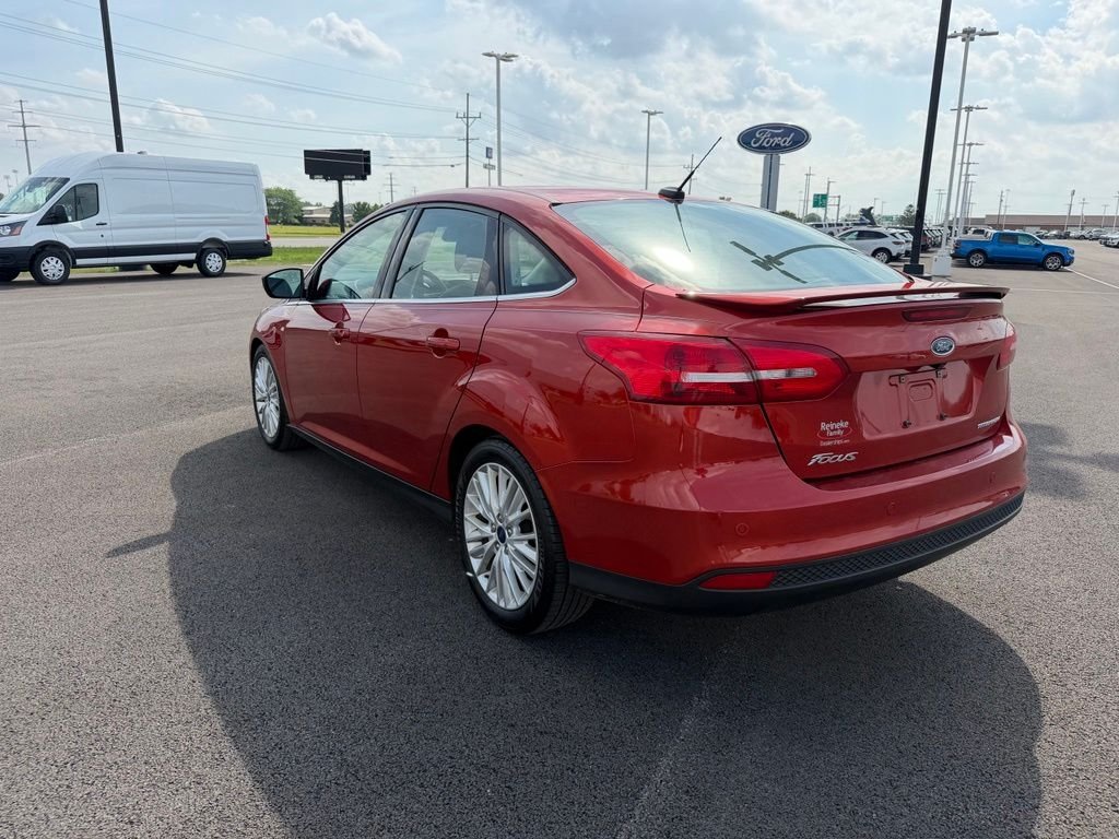 Used 2018 Red Ford Titanium image 7