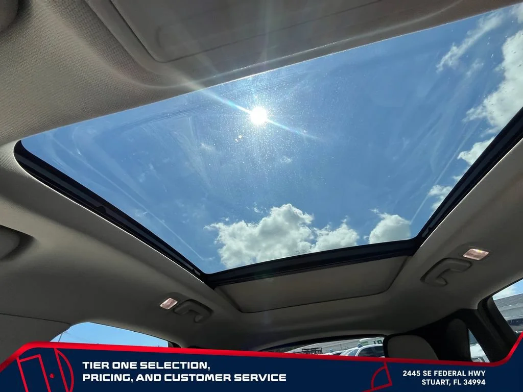 Used 2020 White Ford SE image 26