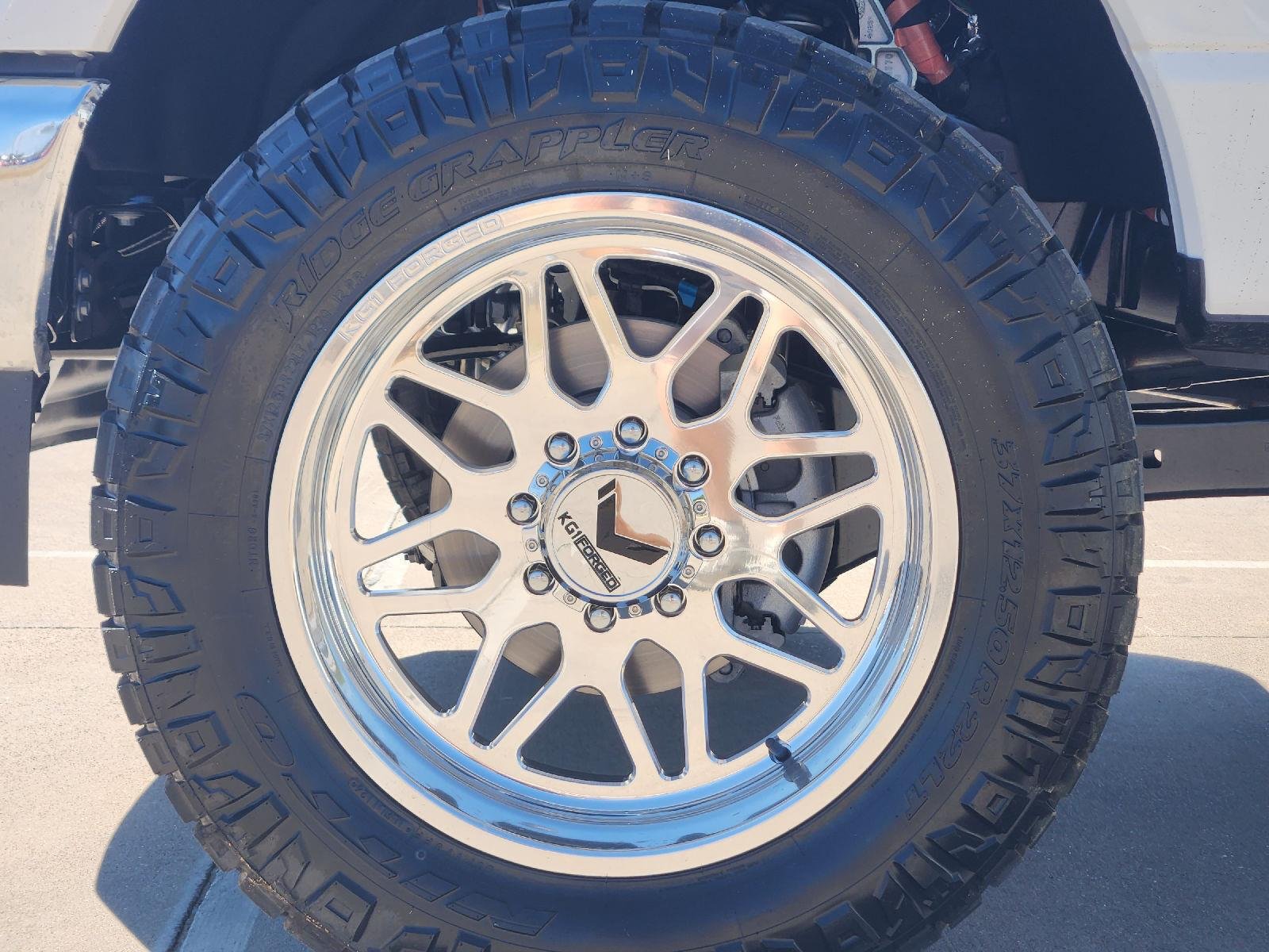 New 2026 Star White Metallic Tri-Coat Ford F-250® Lariat® image 8