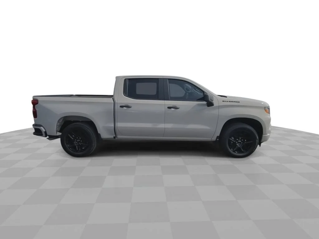 2026 Chevrolet Silverado 1500 Custom - Photo 9
