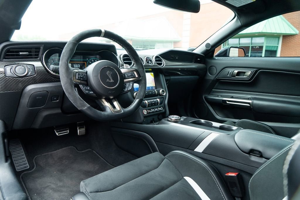 Used 2021 Shadow Black Ford Shelby GT500 image 23
