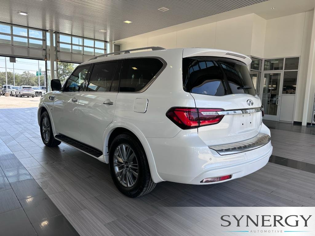 Used 2018 Moonstone White INFINITI Base image 11