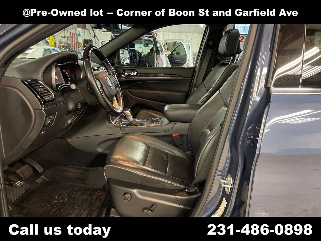 Used 2020 Blue Jeep Overland image 14