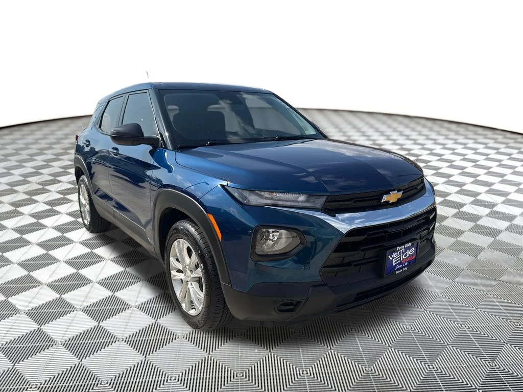 Used 2021 Blue Chevrolet LS image 8