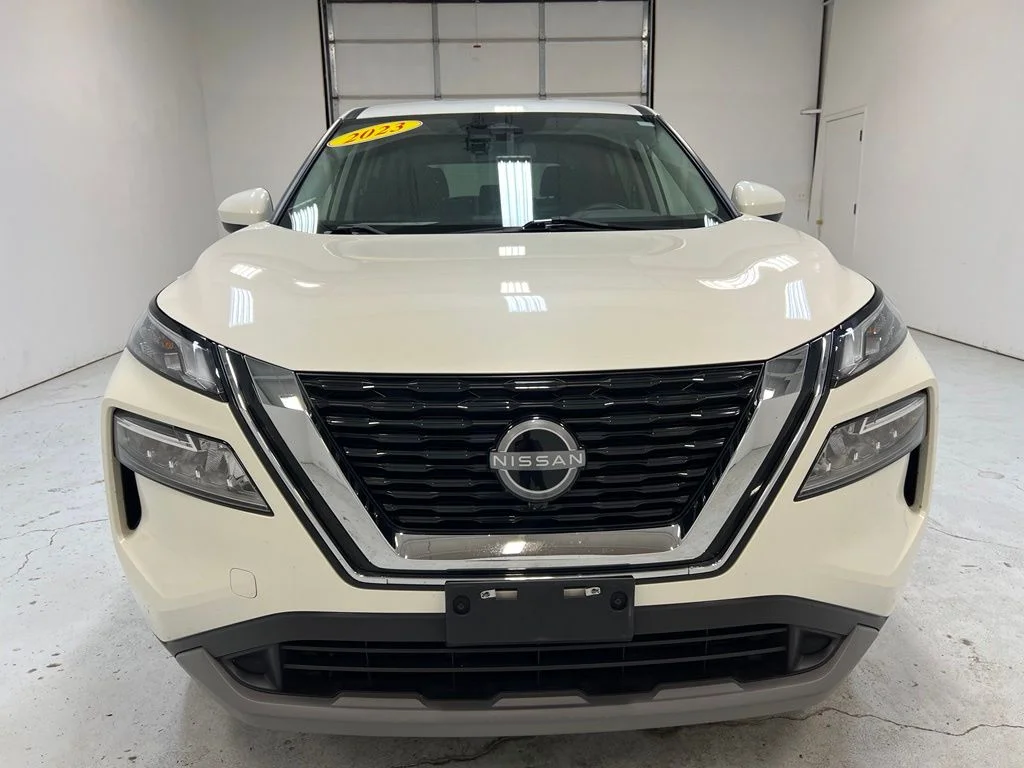 Used 2023 White Nissan SV image 13