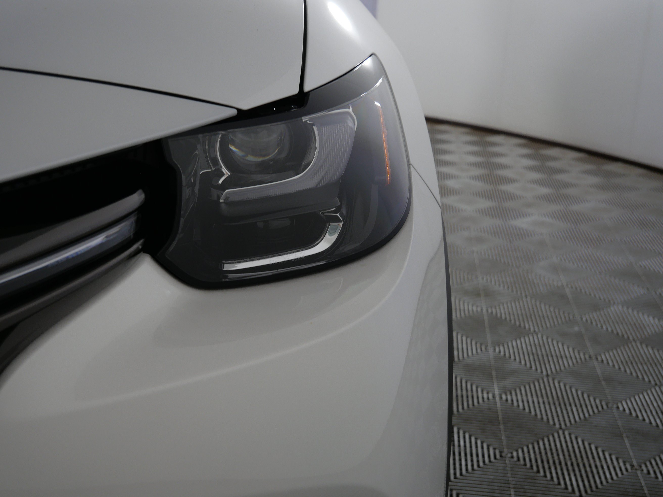 New 2026 Rhodium White Premium Mazda 3.3 Turbo Premium Plus AWD image 16