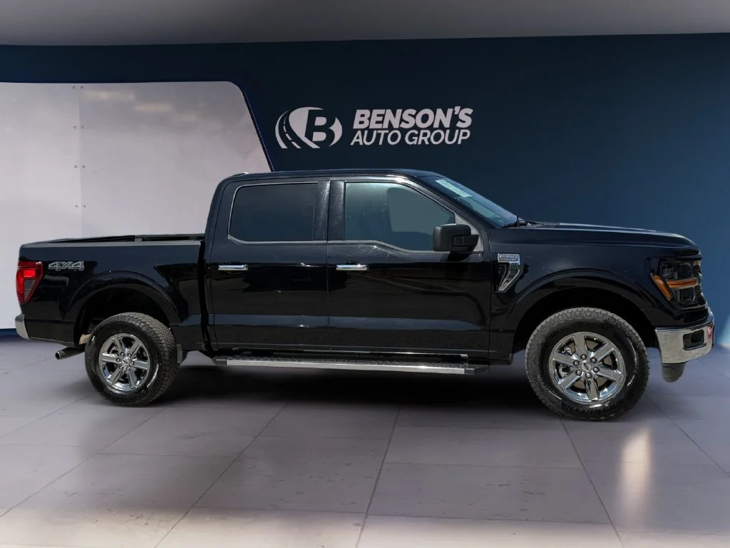 Used 2025 Black Ford XLT image 6