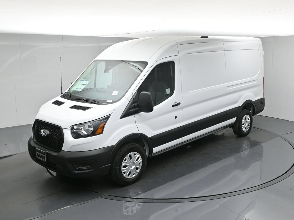 New 2026 White Ford Base image 40