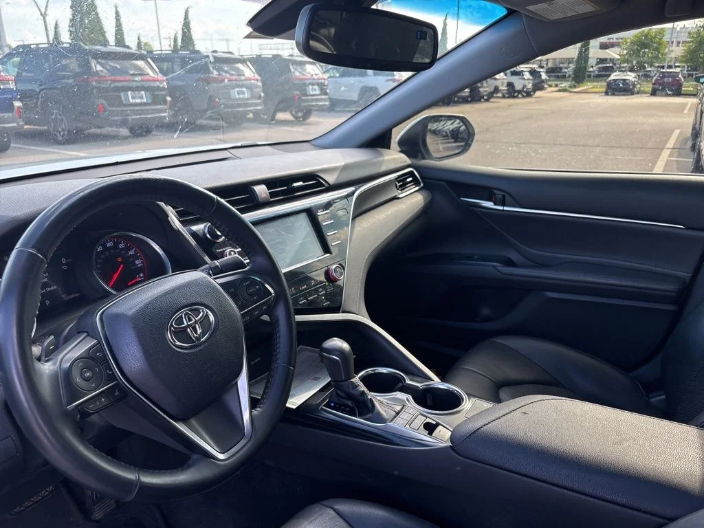Used 2018 Beige Toyota XSE image 4