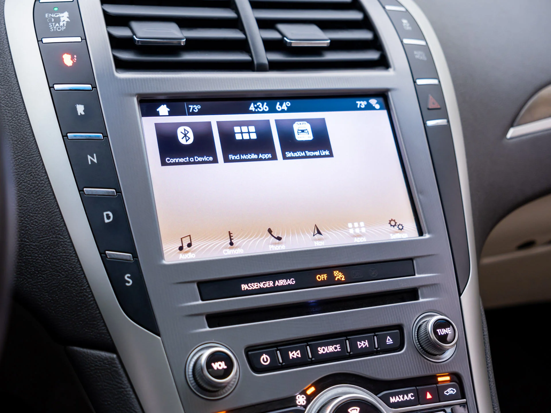 Used 2018 Blue Lincoln Reserve image 26