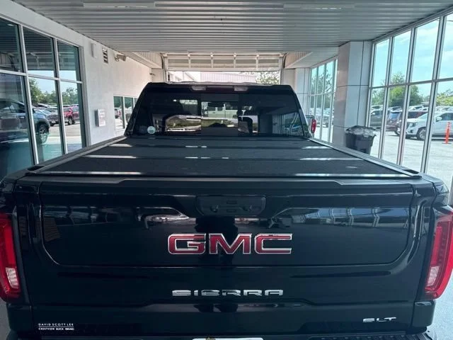 Used 2024 Onyx Black GMC SLT image 8