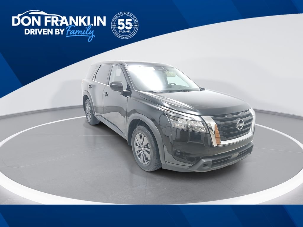 2023 Nissan Pathfinder S