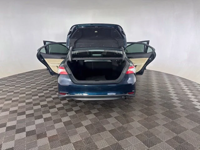 Used 2018 Blue Toyota LE image 15