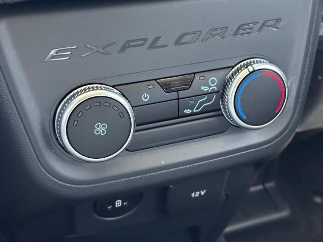 New 2026 Vapor Blue Metallic Ford Active image 16