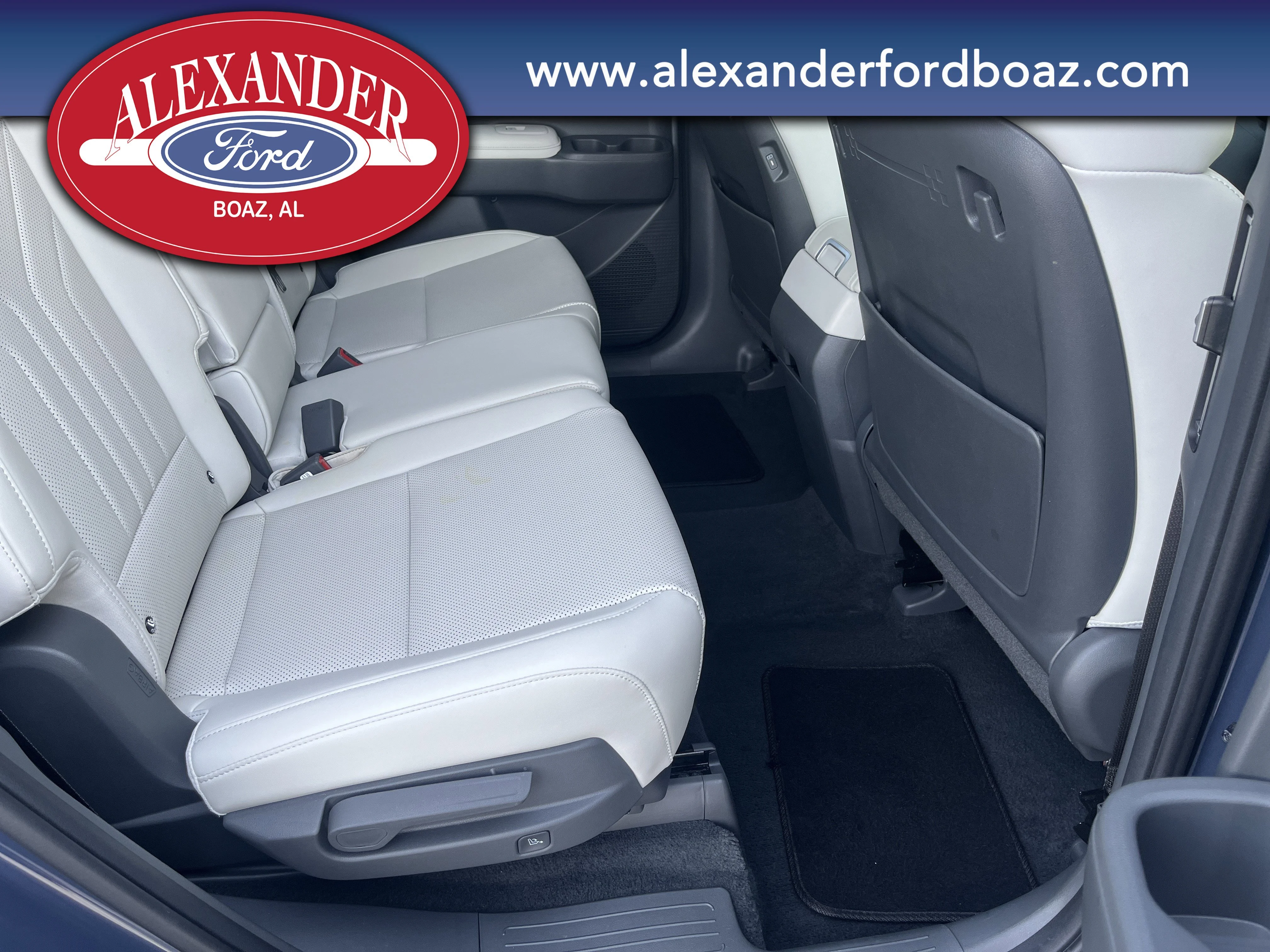 Used 2026 Atlantic Blue Hyundai SEL image 16