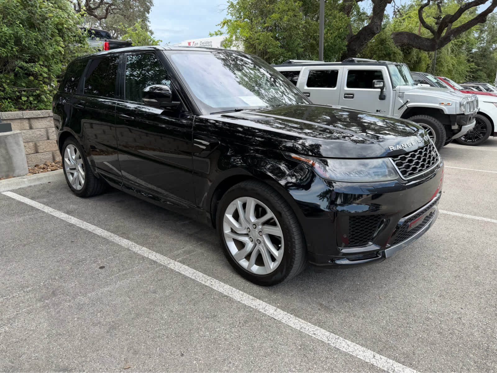 Used 2019 BLK Land Rover HSE image 3