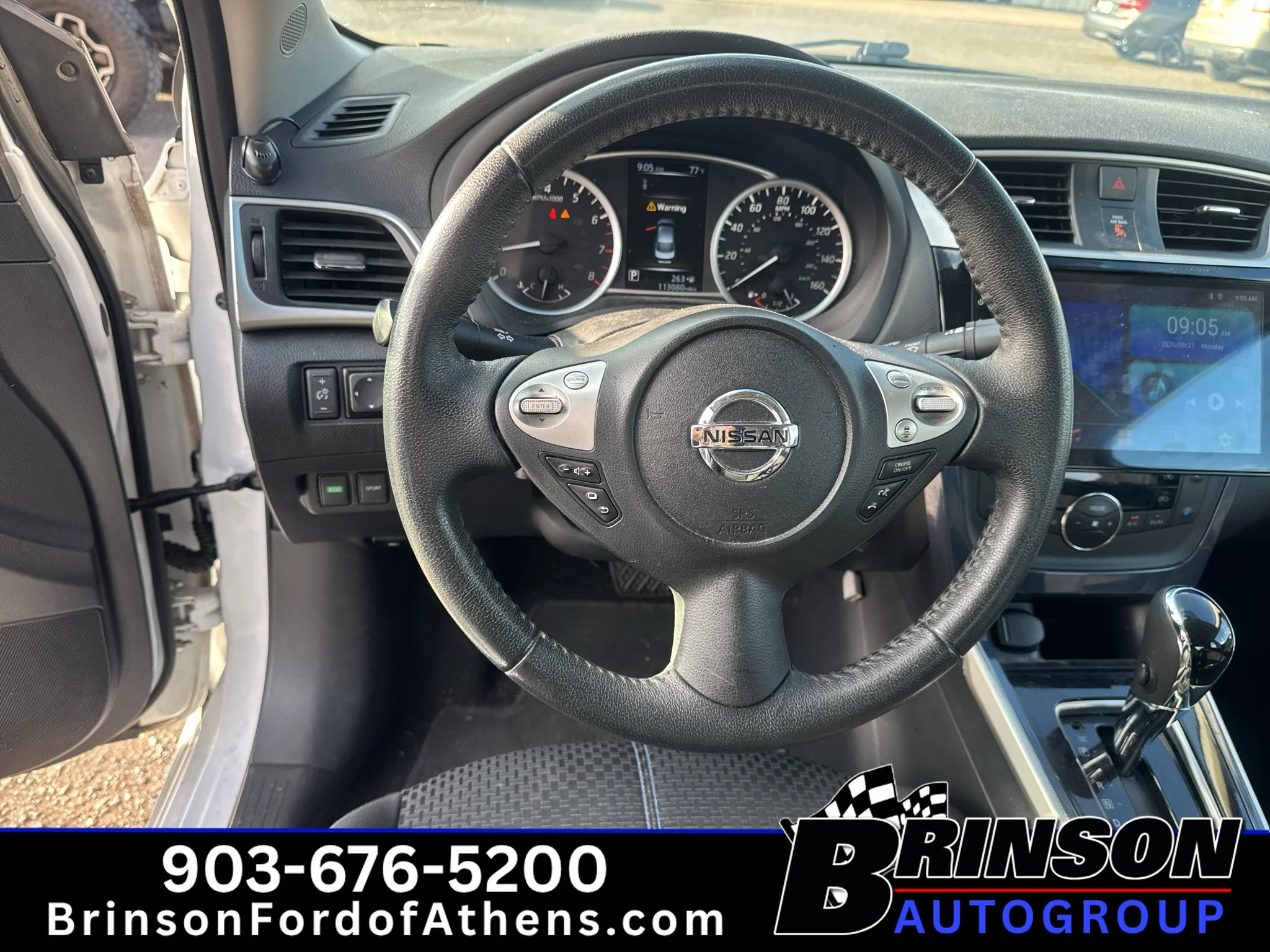 Certified Used 2018 Aspen White Nissan SR image 13