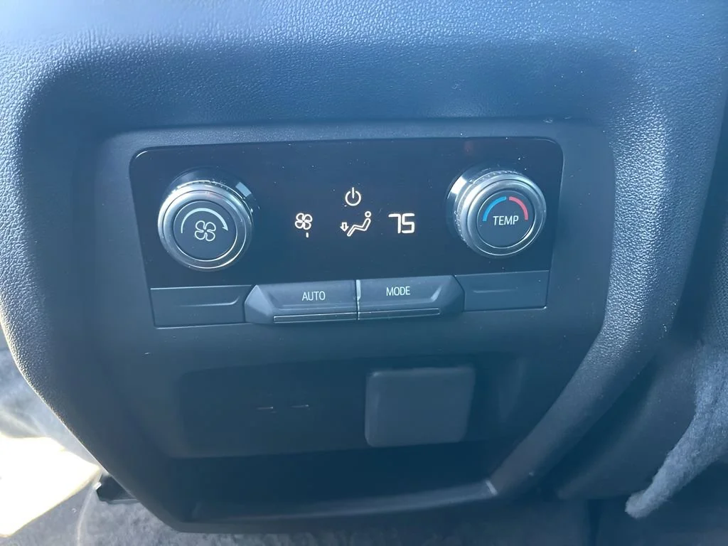 Used 2025 Summit White GMC Elevation image 12