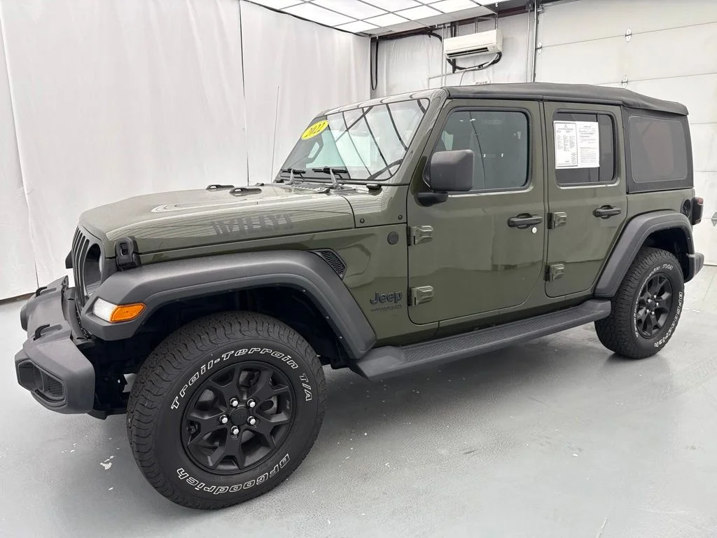Used 2022 Green Jeep Unlimited Willys image 3