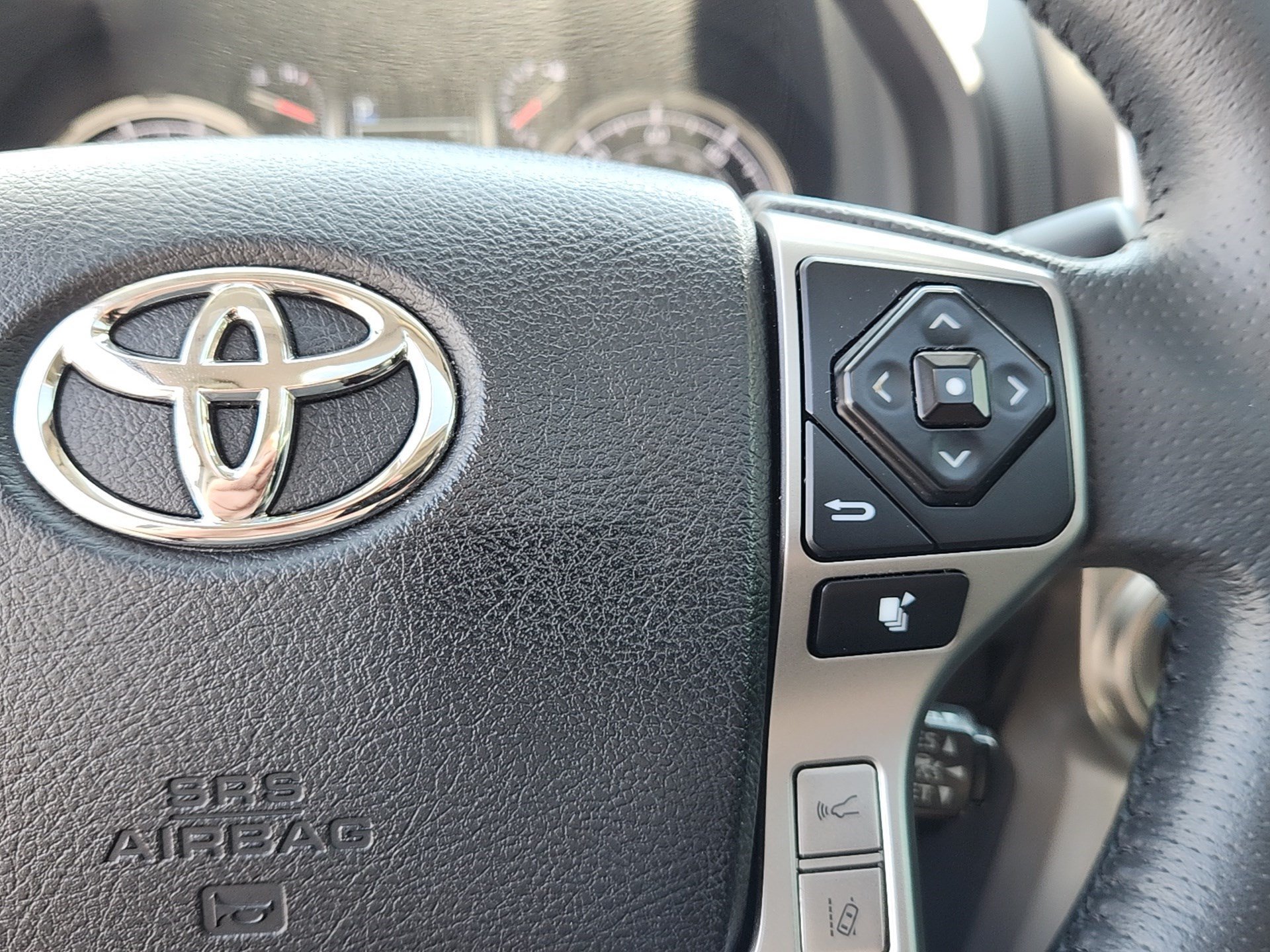 2021 Toyota 4Runner Limited - Photo 18