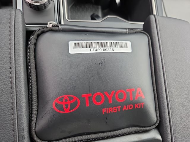 New 2026 Midnight Black Metallic Toyota SR5 image 29