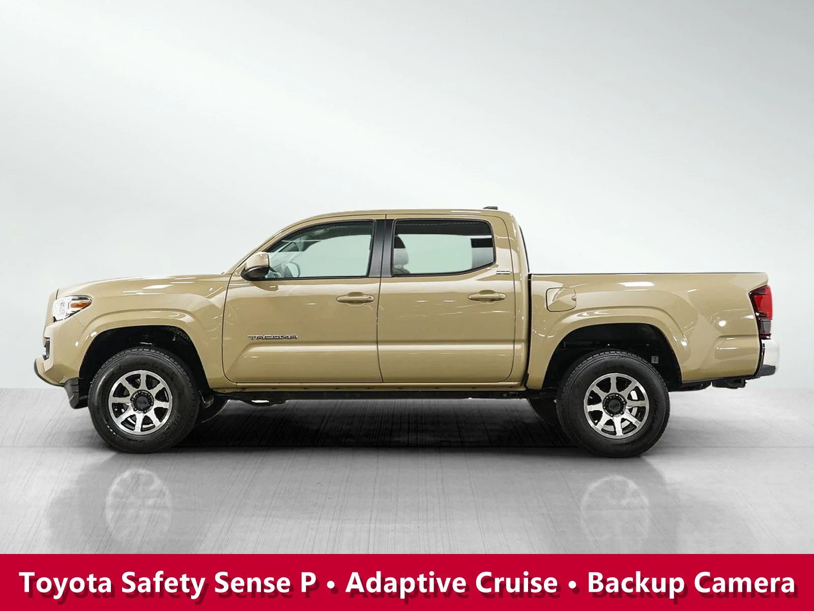 Used 2019 Toyota Tacoma SR5 with VIN 5TFAX5GN1KX148151 for sale in Burnsville, Minnesota