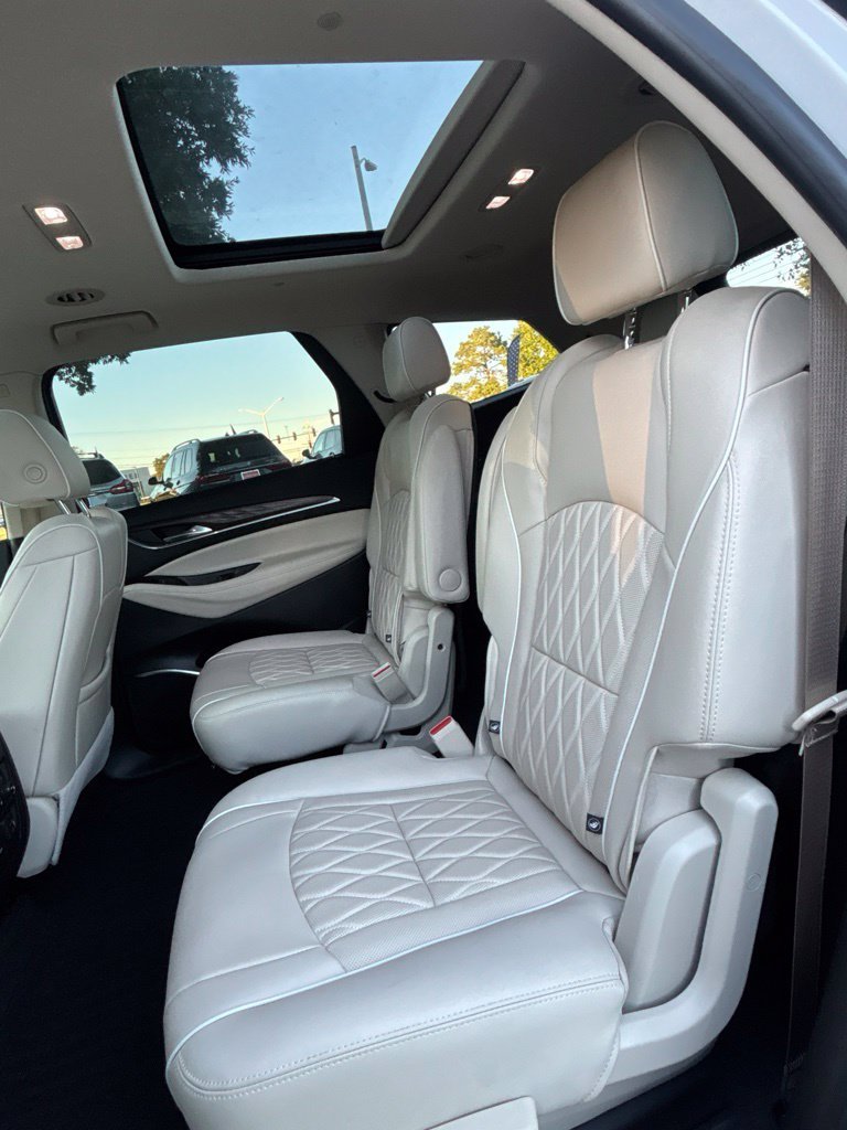 Used 2023 White Buick Avenir image 29