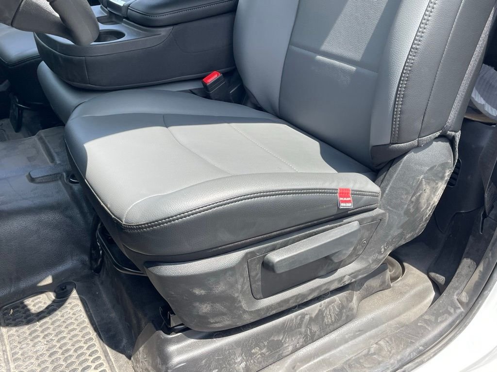 2025 RAM 3500 Chassis Tradesman - Photo 16