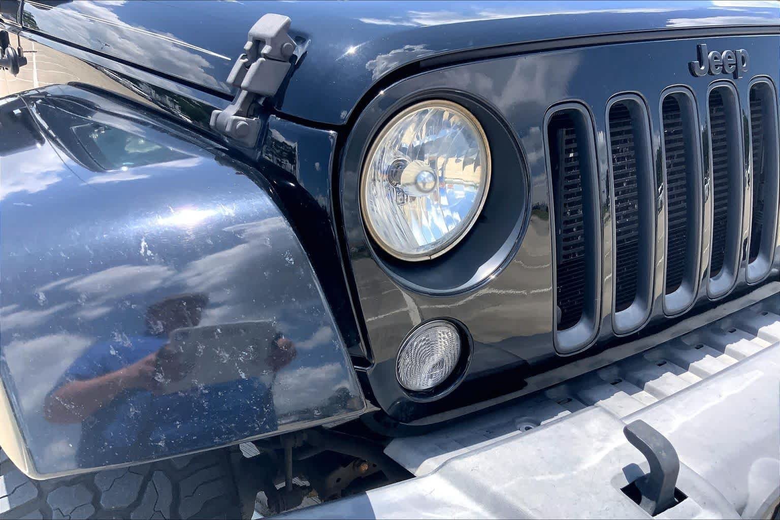 Used 2015 Black Clearcoat Jeep Wrangler X image 25