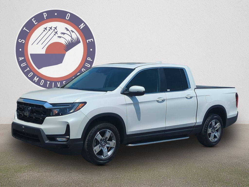 Used 2025  Honda RTL image 2