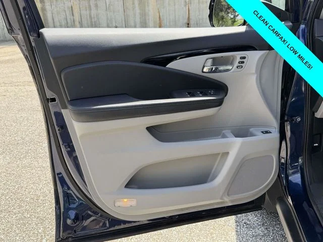 Used 2016 Obsidian Blue Pearl Honda Elite image 27