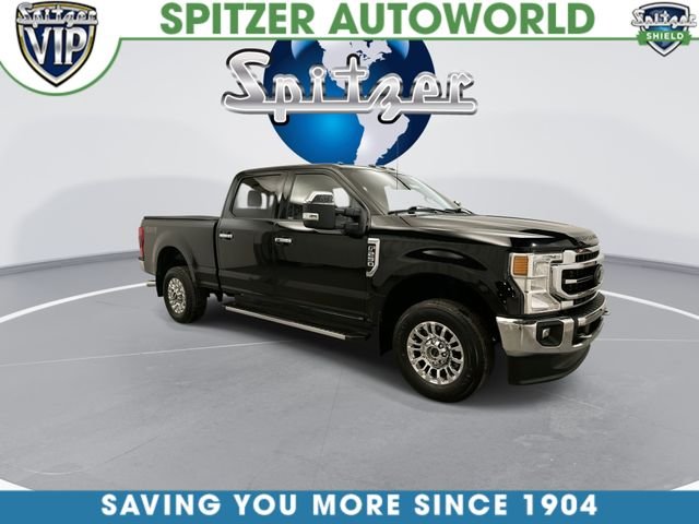 Used 2021 Black Metallic Ford Lariat image 2