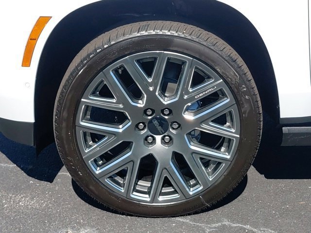 New 2026 Glacier White Tricoat GMC Denali Ultimate image 12