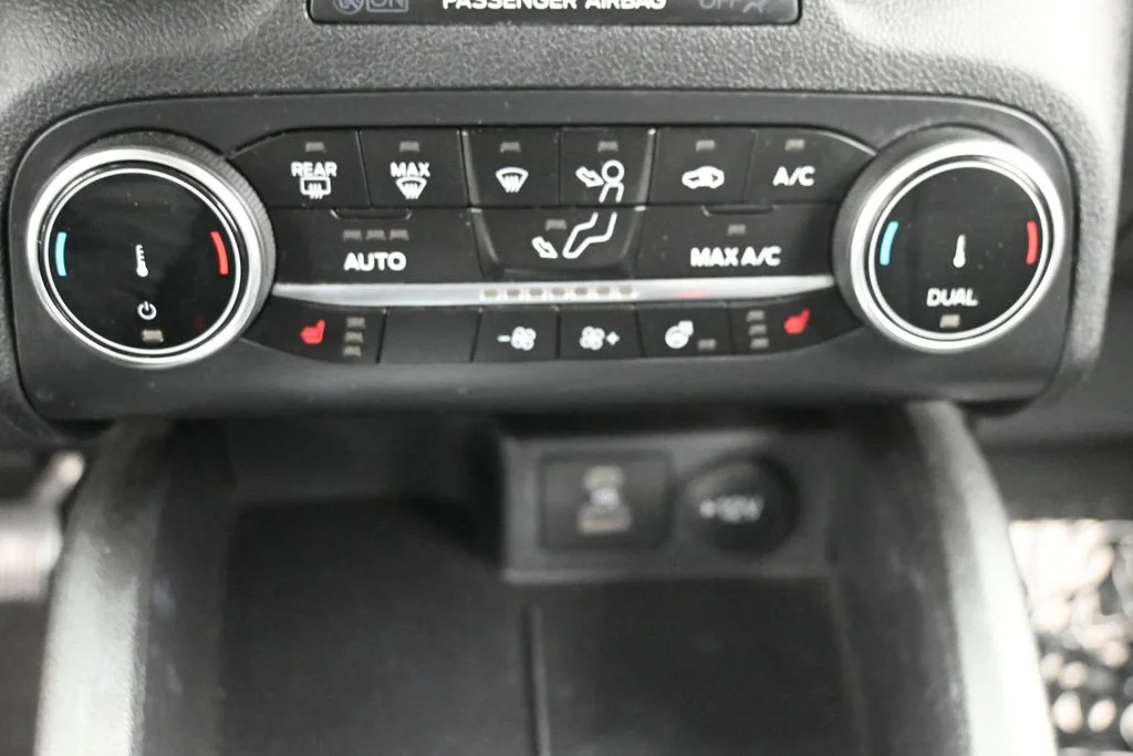 Used 2023 Black Ford Active image 19