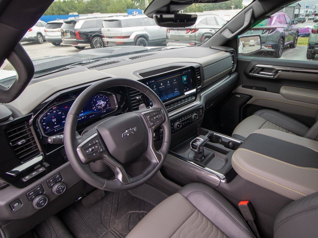 2025 Chevrolet Silverado 1500 ZR2 - Photo 6