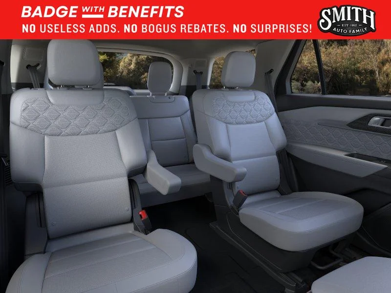 New 2026 Star White Metallic Tri-Coat Ford Platinum™ image 12