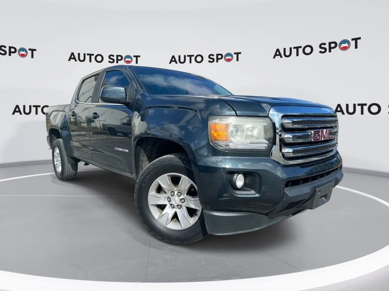 2017 GMC Canyon 2WD SLE Crew Cab Short Box's photo