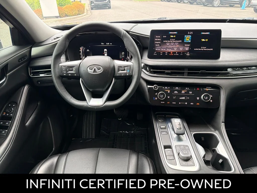 Certified Used 2023 Graphite Shadow INFINITI LUXE image 4