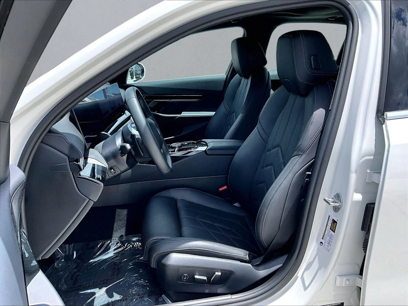 2026 BMW 5 Series 530i - Photo 27