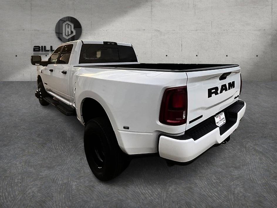 New 2027 Bright White Clear-Coat Exterior Paint RAM Big Horn image 8