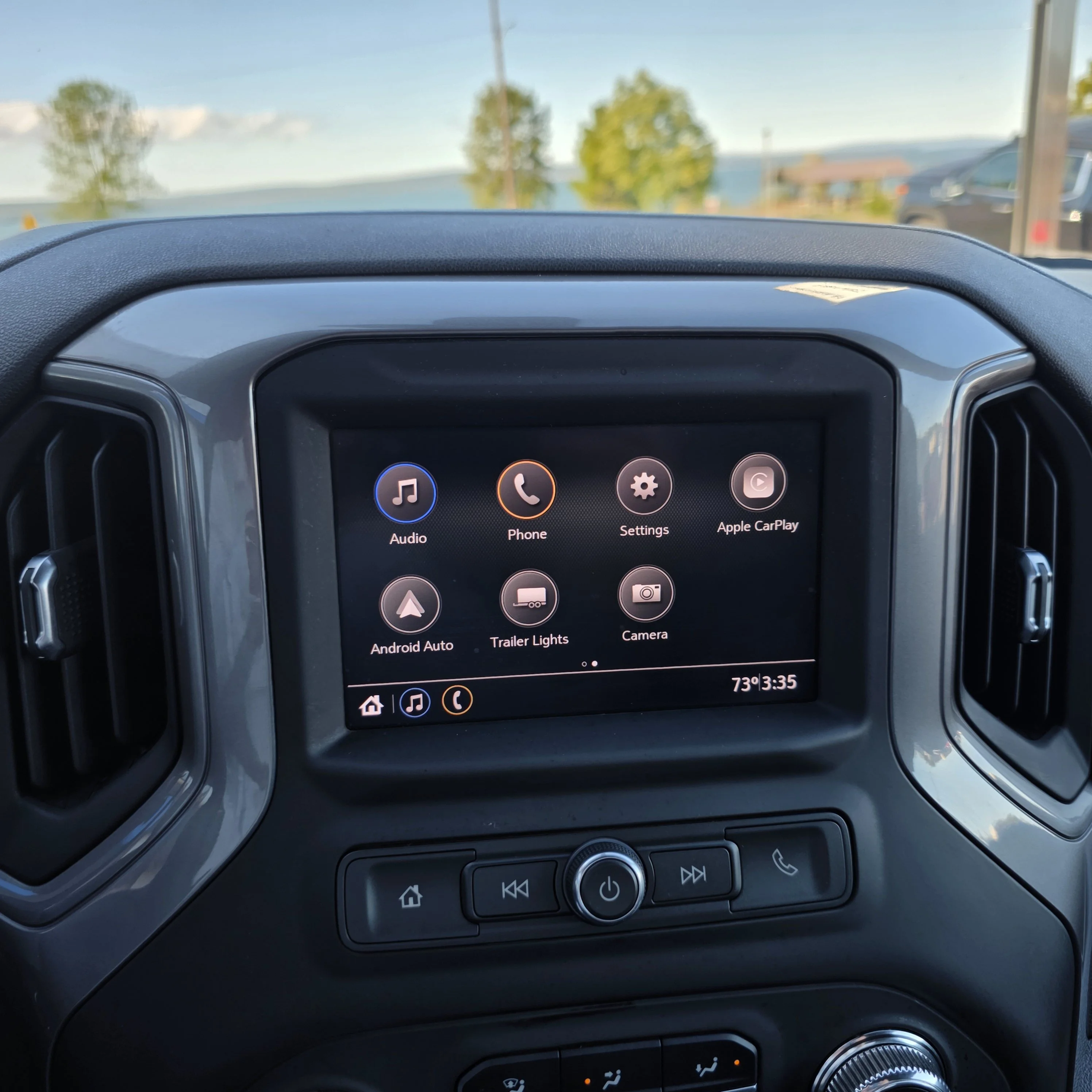 Used 2020 PACIFIC BLUE METALLIC GMC 4WD Regular Cab Long Box image 12