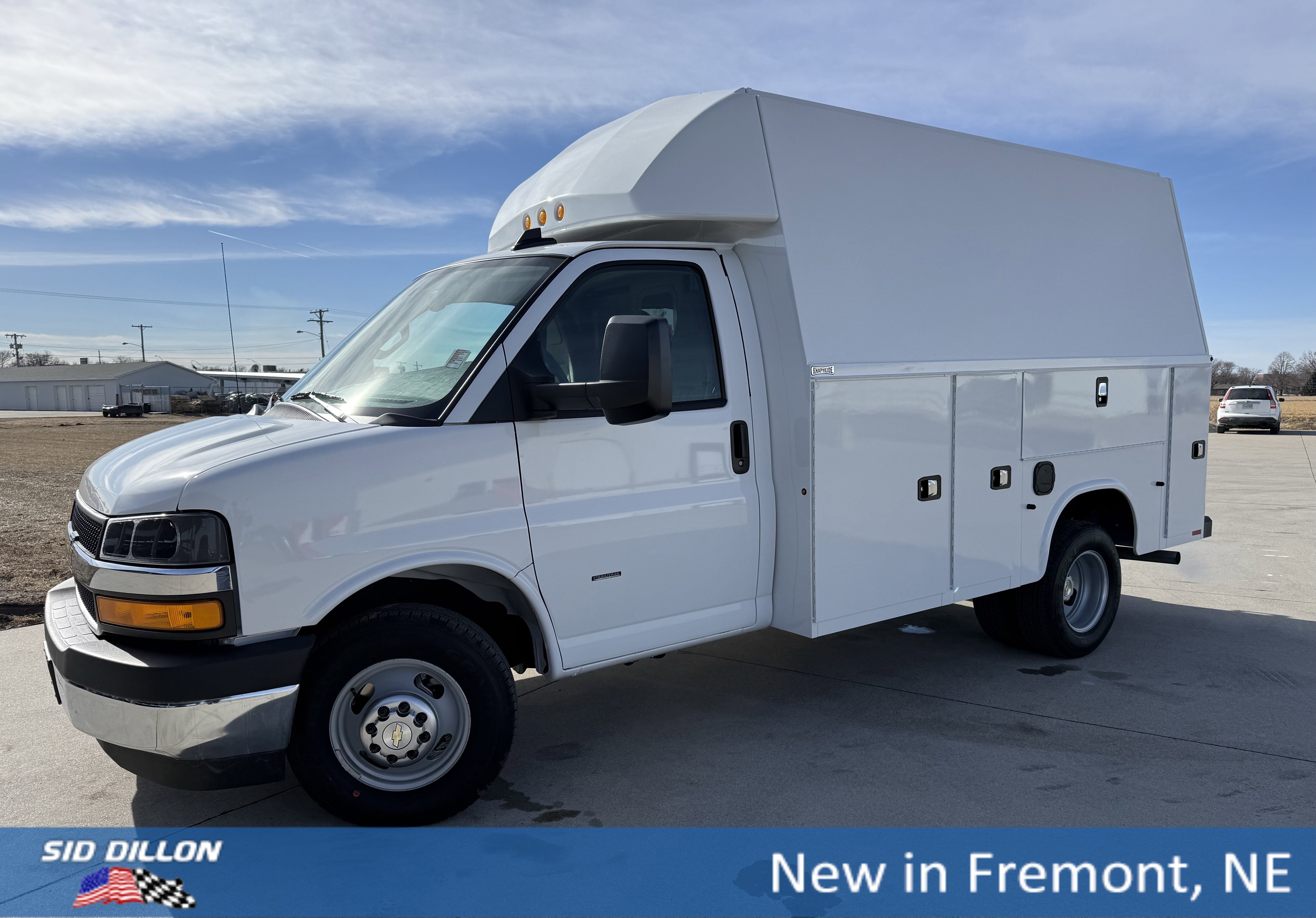 2025 Chevrolet Express 3500 139" WB's photo