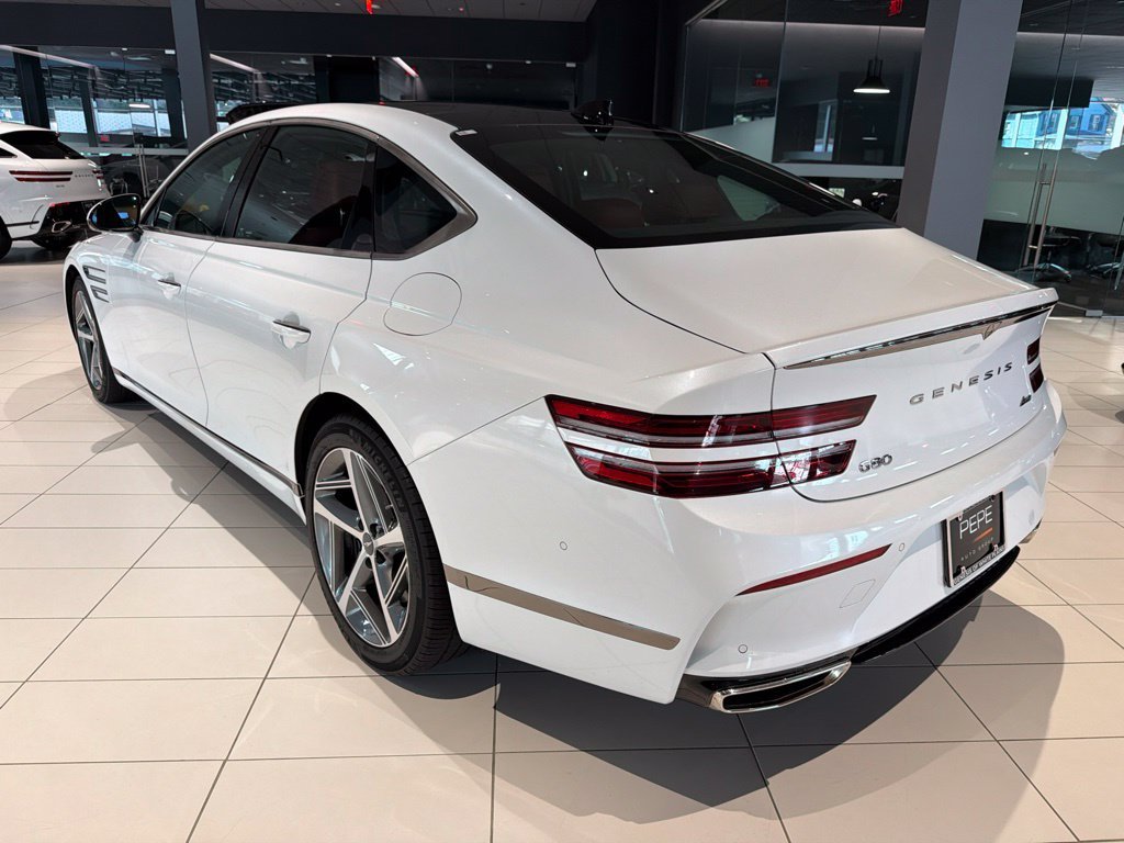 Certified Used 2024 White Genesis 2.5T image 2