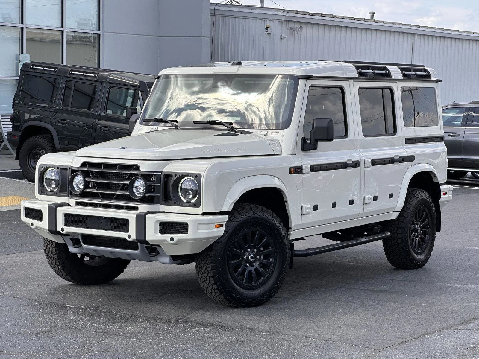 2025 INEOS Grenadier Fieldmaster Edition's photo