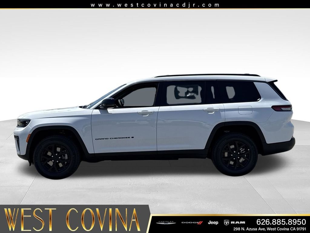 New 2026 Bright White Clear-Coat Exterior Paint Jeep Altitude image 12