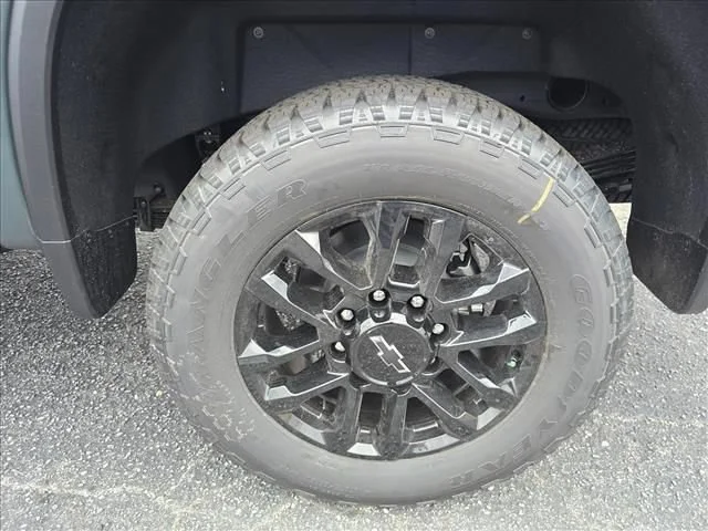 New 2026 Cypress Gray Chevrolet LT image 32